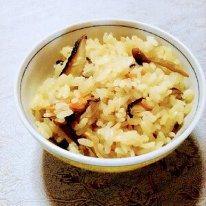 炊き込み嫌いの子も食べた♪我が家の炊き込みご飯